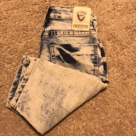 Shorts - Picture 2 of 2